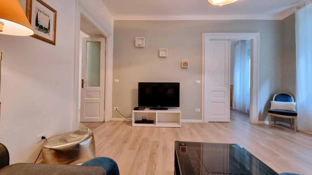 La Casa Dei Leoni Lejlighed Trieste Eksteriør billede